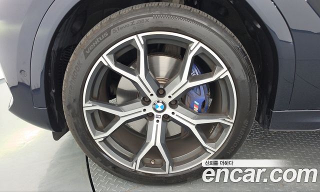 BMW X6 xDrive40i M Sport — пробег 73 968 км — фото 5 из 5