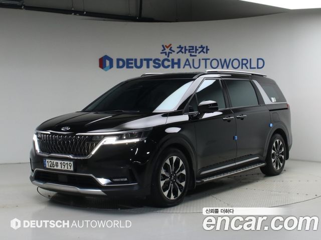 Kia Carnival Gasoline 7-Seater Signature — пробег 67 200 км — фото 1 из 5