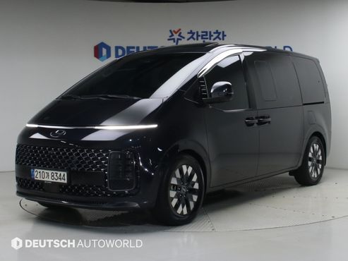 Hyundai Staria 4WD Lounge 7-Seater Inspiration — пробег 87 998 км — фото 1 из 5