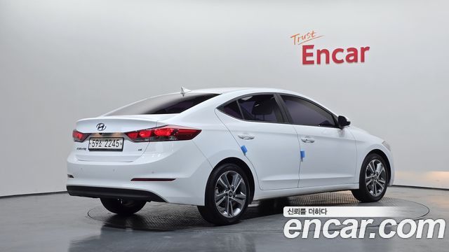 Hyundai AVANTE из Кореи Encar