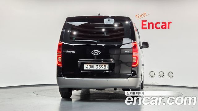 Hyundai Starex Urban 9-Seater Exclusive — пробег 118 222 км — фото 4 из 5