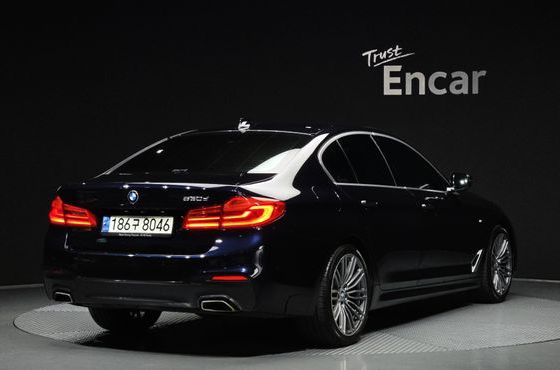 BMW 5-Series 520d M Sport Package Plus — пробег 174 215 км — фото 2 из 5