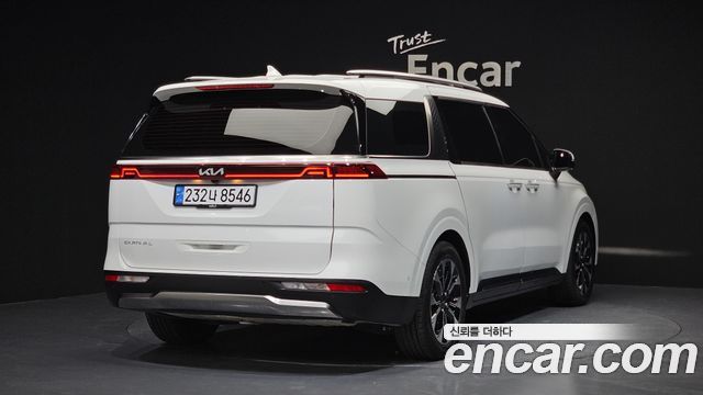 Kia Carnival Diesel 7-Seater Signature — пробег 92 000 км — фото 2 из 5