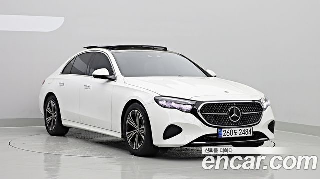 Mercedes-Benz E-Class E200 Avantgarde — пробег 25 060 км — фото 3 из 5