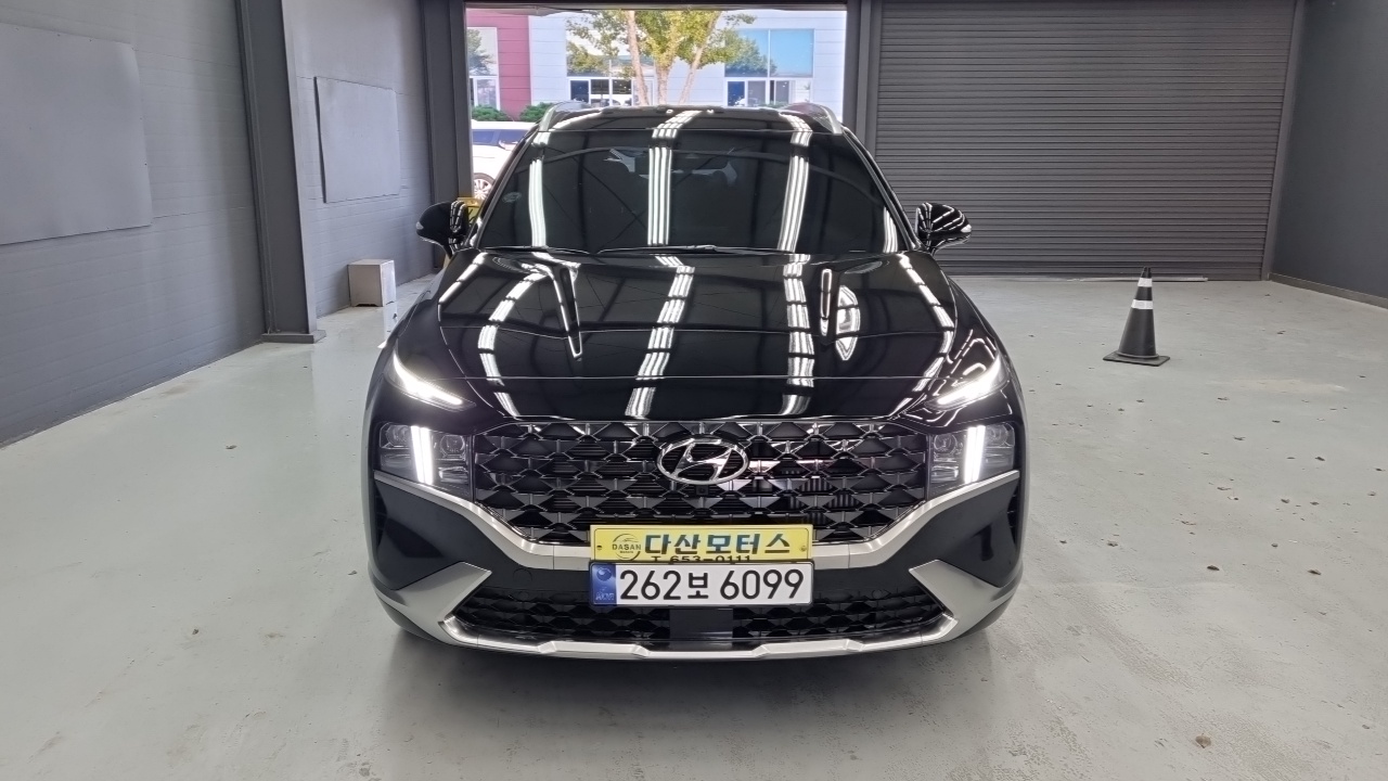 Hyundai Santafe Diesel 2.2 2WD Calligraphy — пробег 2 950 км — фото 3 из 5