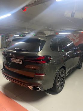 BMW X5 xDrive 30d M Sport — пробег 5 300 км — фото 4 из 5