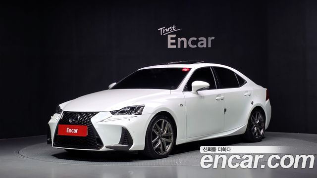 Lexus IS F-Sport — пробег 189 121 км — фото 1 из 5