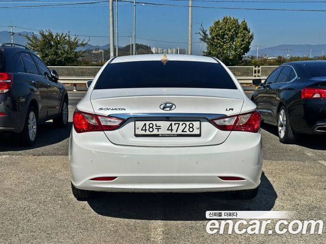 Hyundai Sonata LPi Luxury — пробег 226 072 км — фото 5 из 5