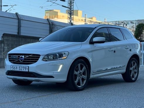 Volvo XC60 D5 AWD 1st — пробег 304 705 км — фото 2 из 5