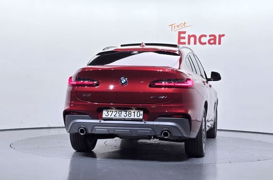 BMW X4 xDrive20d M Sport X — пробег 68 463 км — фото 4 из 5
