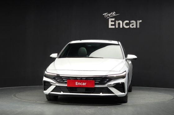 Hyundai AVANTE Inspiration — пробег 86 615 км — фото 3 из 5