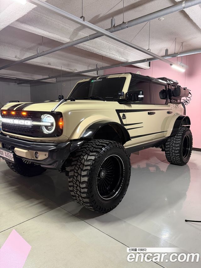 Ford Bronco 2.7 Outer Banks — пробег 45 000 км — фото 2 из 5
