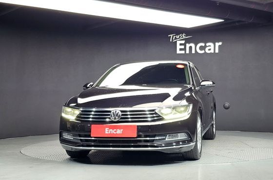 Volkswagen Passat 2.0 TDI — пробег 80 798 км — фото 3 из 5
