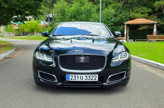 Jaguar XJ 5.0 Portfolio LWB X351 — пробег 102 000 км — фото 2 из 5