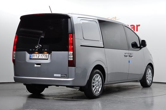 Hyundai Staria Cargo 5-Seater Modern — пробег 47 477 км — фото 2 из 5