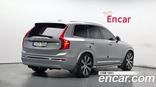 Volvo XC90 T8 Ultimate Bright Hybrid — пробег 80 268 км — фото 2 из 5