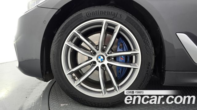 BMW 5-Series 530i xDrive M Sport Package Plus — пробег 116 319 км — фото 5 из 5