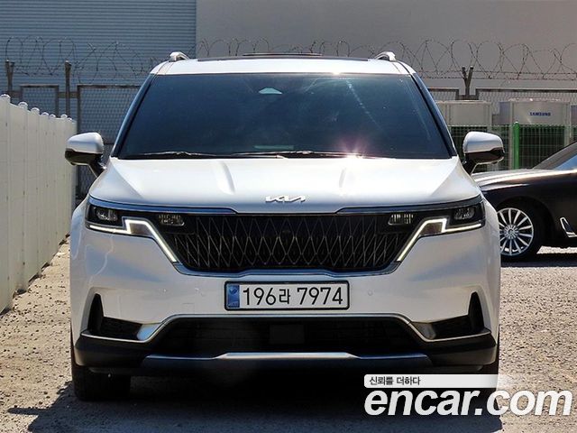Kia Carnival Gasoline 7-Seater Noblesse — пробег 53 000 км — фото 1 из 5