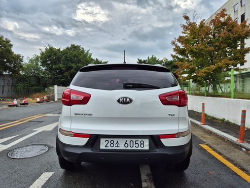 Kia Sportage Diesel 2WD TLX High-Deluxe — пробег 106 782 км — фото 4 из 5
