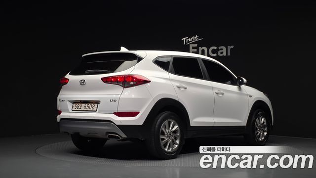 Hyundai Tucson Diesel 1.7 2WD Style — пробег 120 492 км — фото 2 из 5