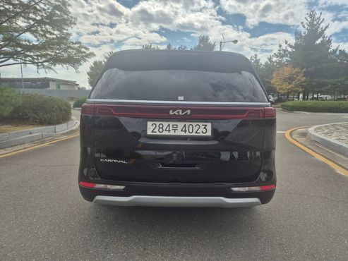Kia Carnival Diesel 9-Seater Prestige — пробег 94 000 км — фото 4 из 5
