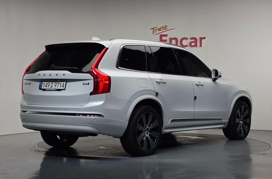 Volvo XC90 B6 Ultimate Bright — пробег 47 092 км — фото 2 из 5