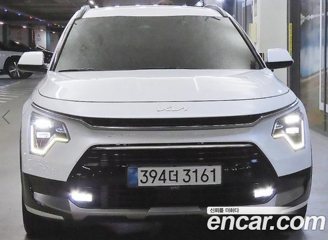 Kia Niro Signature — пробег 34 548 км — фото 2 из 5
