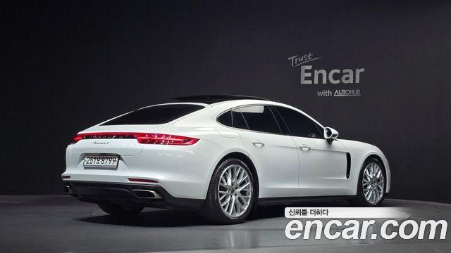 Porsche Panamera 3.0 AWD — пробег 64 764 км — фото 2 из 5