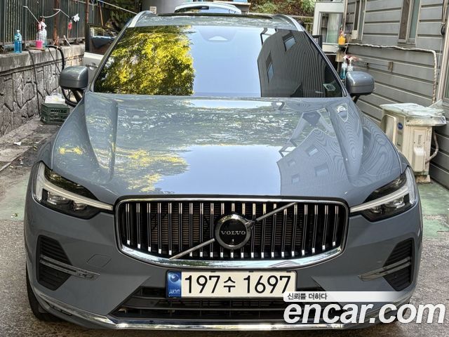 Volvo XC60 B6 Ultimate Bright — пробег 34 000 км — фото 1 из 5