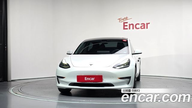 Tesla Model 3 RWD — пробег 75 157 км — фото 3 из 5