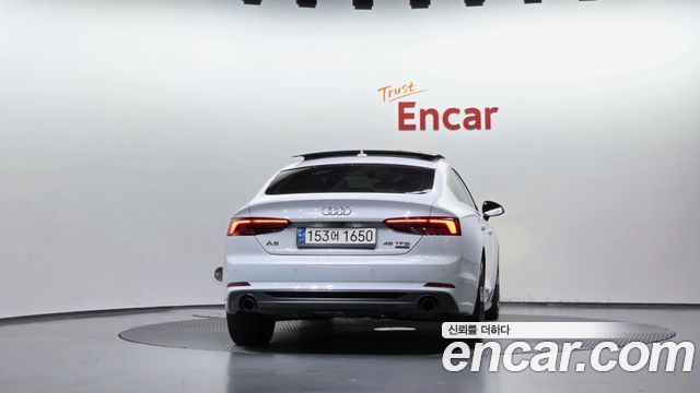 Audi A5 45 TFSI Quattro Premium Sportback — пробег 82 340 км — фото 4 из 5