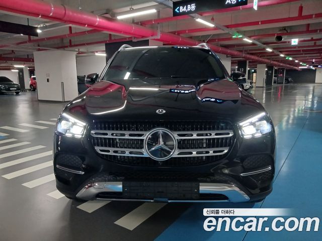 Mercedes-Benz GLE-Class GLE350 4MATIC — пробег 17 км — фото 1 из 5