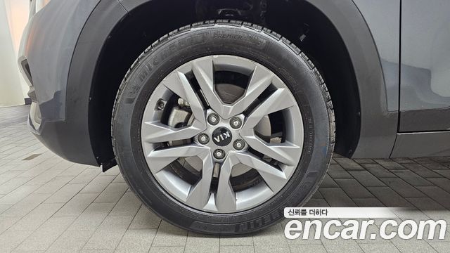 Kia Seltos из Кореи Encar