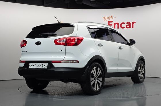 Kia Sportage Diesel 2WD TLX High-Deluxe — пробег 184 714 км — фото 2 из 5