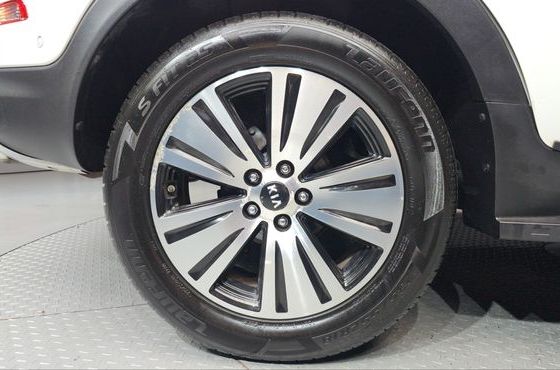 Kia Sportage Diesel 2WD Prestige — пробег 168 246 км — фото 5 из 5