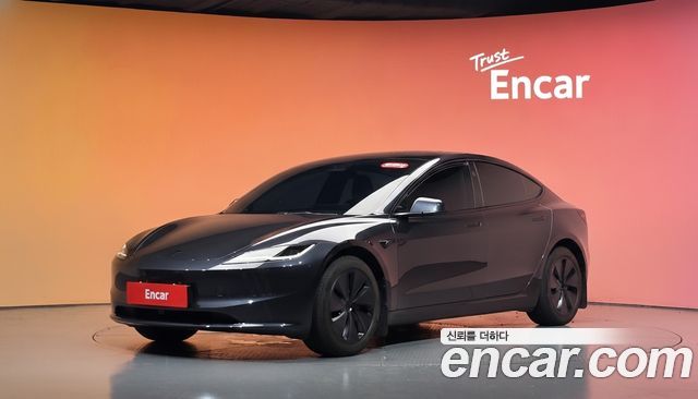 Tesla Model 3 RWD — пробег 16 339 км — фото 1 из 5