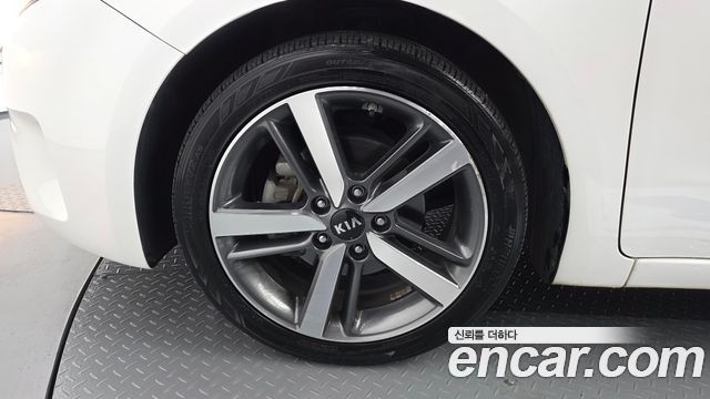 Kia K3 из Кореи Encar