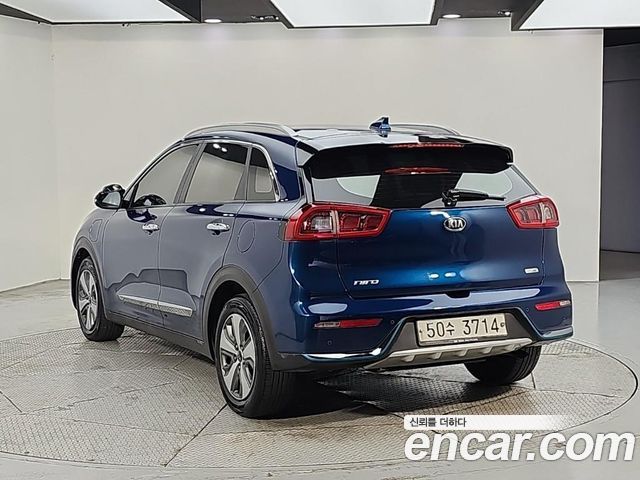 Kia Niro из Кореи Encar