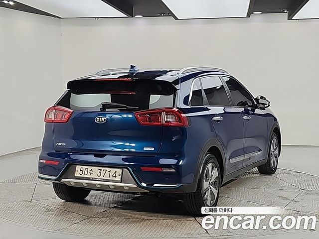 Kia Niro из Кореи Encar