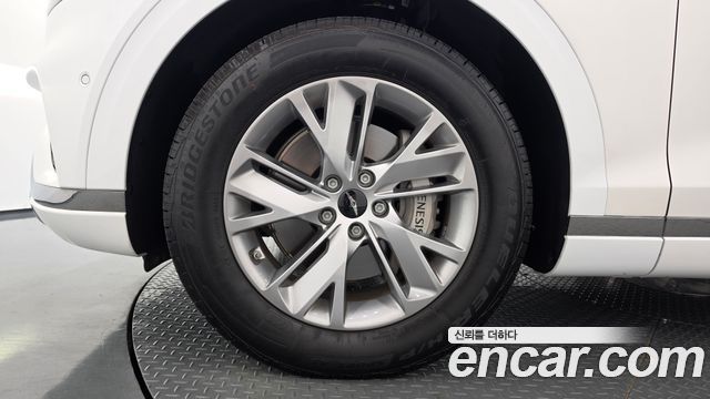 Genesis GV70 из Кореи Encar