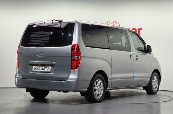 Hyundai Starex 5-Seater VAN CVX Premium — пробег 87 900 км — фото 2 из 5