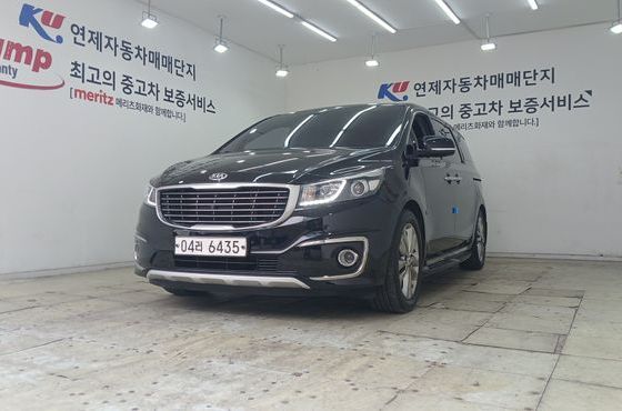 Kia Carnival 9-Seater Noblesse Special — пробег 152 888 км — фото 1 из 5
