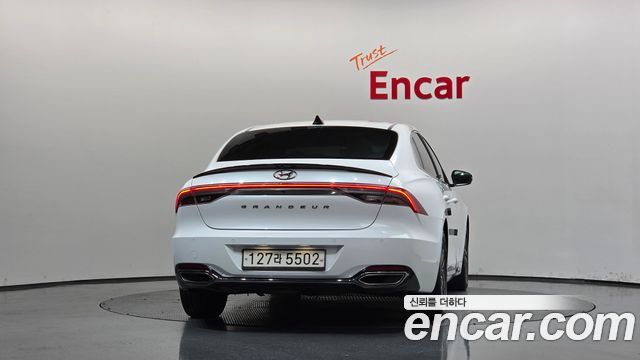 Hyundai Grandeur из Кореи Encar