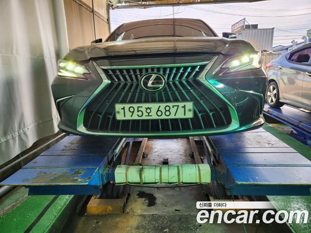 Lexus ES Executive — пробег 120 810 км