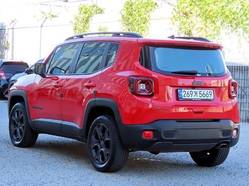 Jeep Renegade 2.4 80th Edition AWD — пробег 45 048 км — фото 3 из 5
