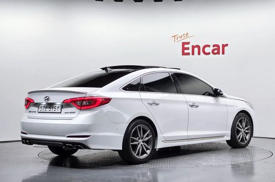Hyundai Sonata 2.0 Turbo Exclusive — пробег 125 683 км — фото 2 из 5