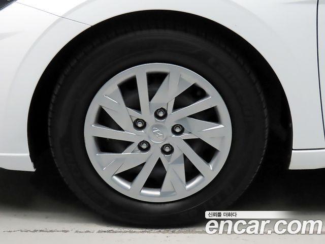 Hyundai AVANTE 1.6 Smart — пробег 127 334 км — фото 5 из 5