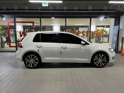 Volkswagen Golf 1.4 TSI Premium — пробег 135 714 км — фото 2 из 5