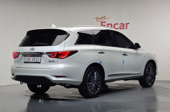 Infiniti QX60 3.5 AWD — пробег 52 757 км — фото 2 из 5