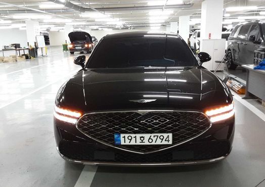 Genesis G90 Gasoline 3.5 Turbo AWD — пробег 80 812 км — фото 1 из 5